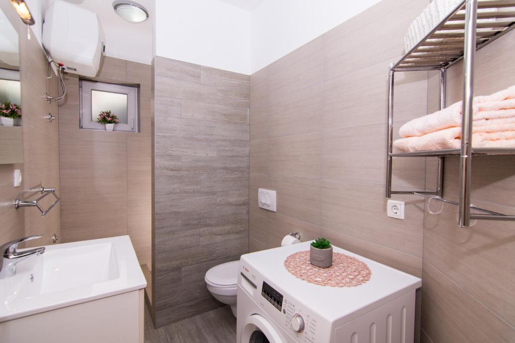 Apartman Sun Solin Apartment Ngoại thất bức ảnh