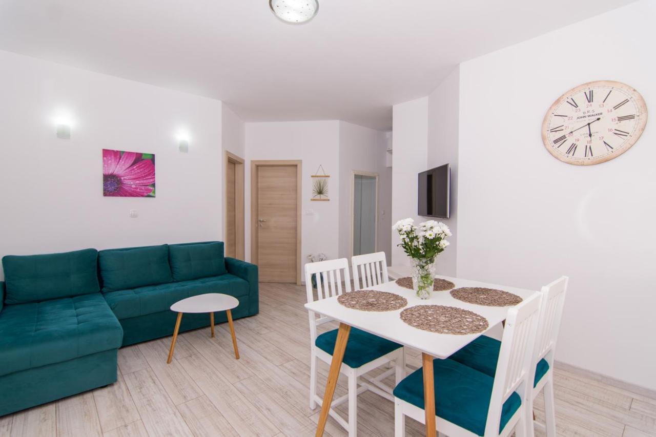Apartman Sun Solin Apartment Ngoại thất bức ảnh