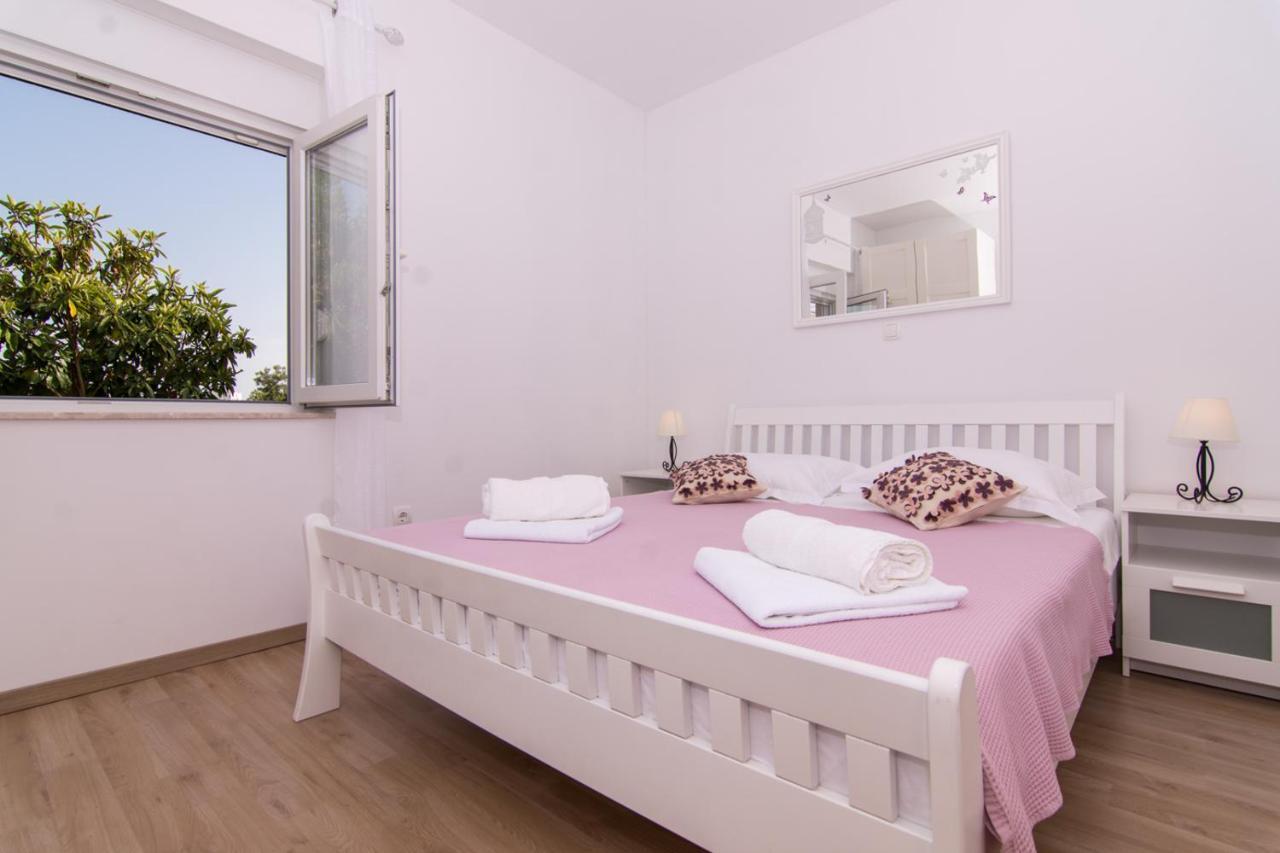 Apartman Sun Solin Apartment Ngoại thất bức ảnh