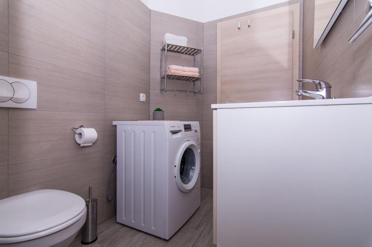 Apartman Sun Solin Apartment Ngoại thất bức ảnh